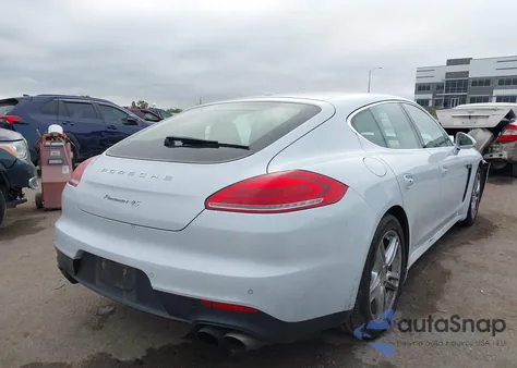 2016 Porsche Panamera 4S z USA, uszkodzony, nr VIN WP0AB2A70GL050332